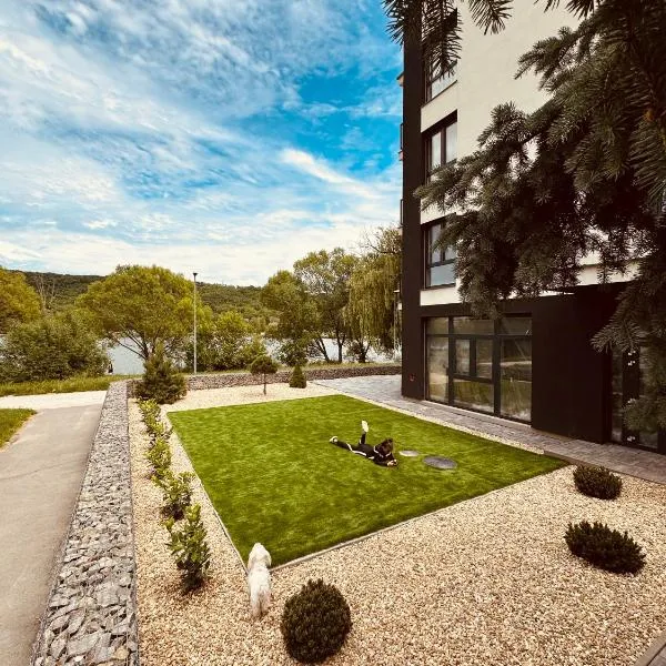 Luxusné apartmány Nad jazerom, hotell i Košice