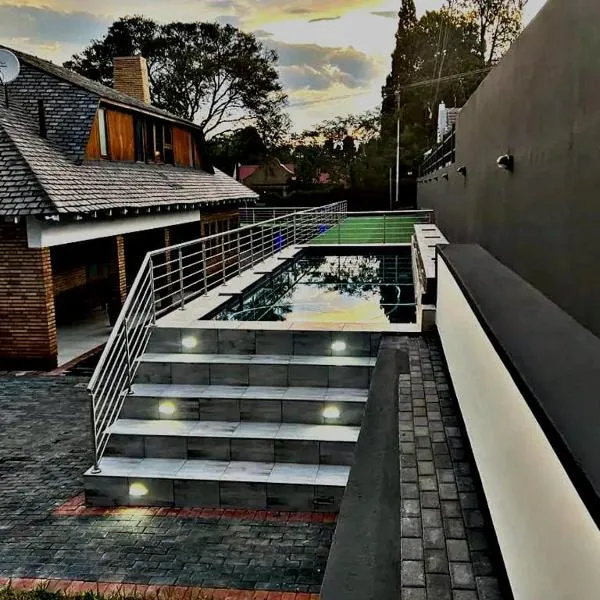 Victoria City Lodge, hotel em Pretoria