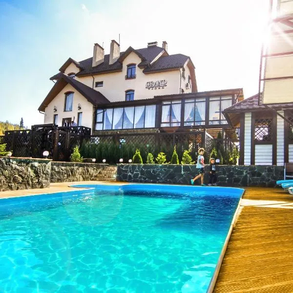 Villa Grand, Hotel in Schidnyzja