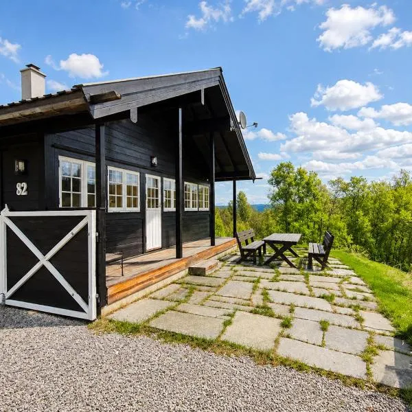 Saballie - Cosy cabin - sunny location!, hotel em Slåtto