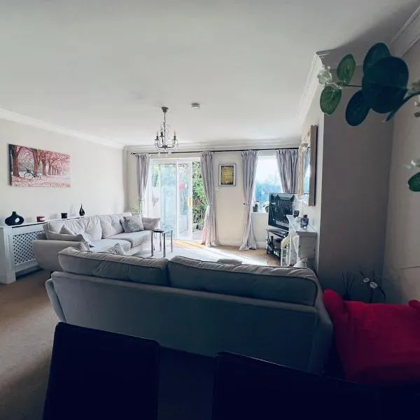 Orchards Residence - RARE find - entire property, hotel di Cork