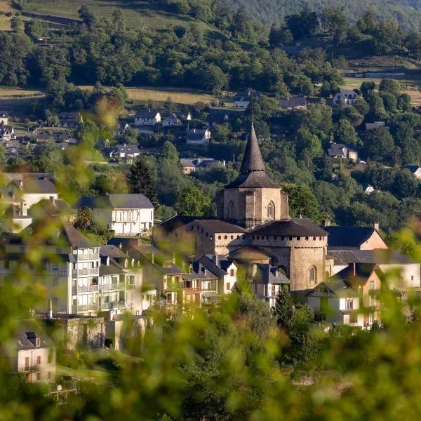 Hotel Le Viscos, viešbutis mieste Saint-Savin