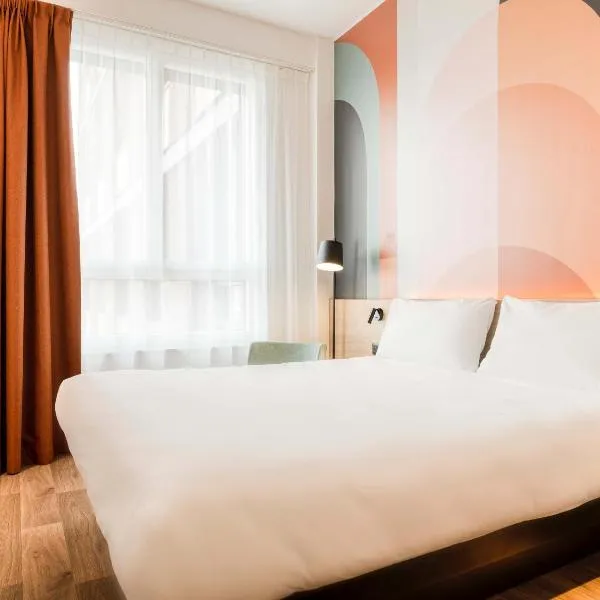 B&B HOTEL Namur, hotel di Namur