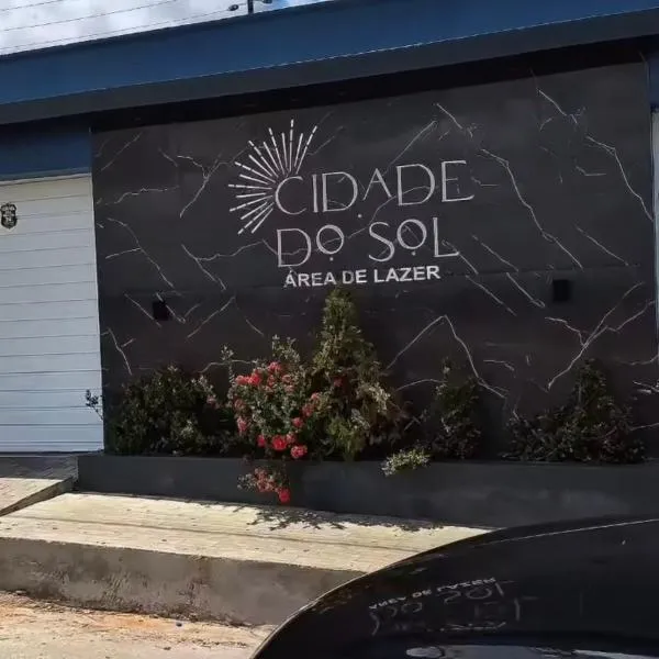 ÁREA do LAZER CIDADE do SOL, готель у місті Патус