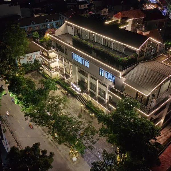 Indigen Riverside Hotel Cao Bang、カオバンのホテル