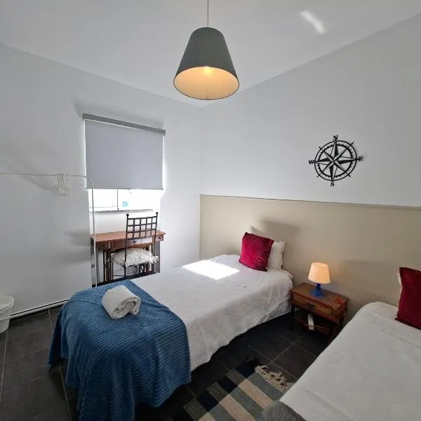 Sleep & Go Faro Airport Guest House, hotel din Faro
