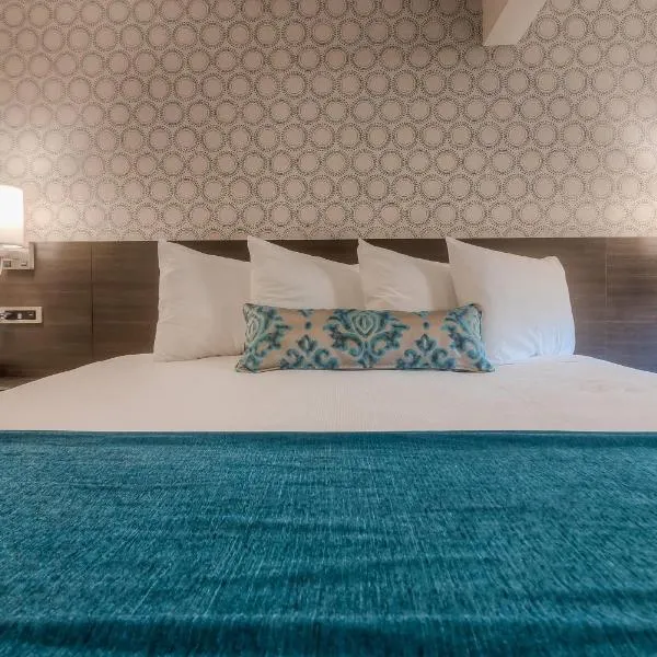 The Hotel Y, a Dazzler Select by Wyndham, ξενοδοχείο σε Γιακίμα