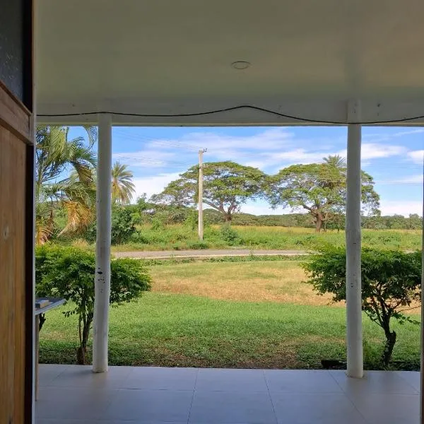 Experience Homestay with Tom, hotel en Nadi