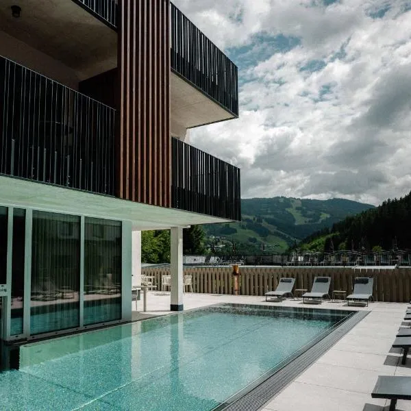 LH Linzerhaus Suites Saalbach - inklusive Jokercard, hotel sa Saalbach Hinterglemm