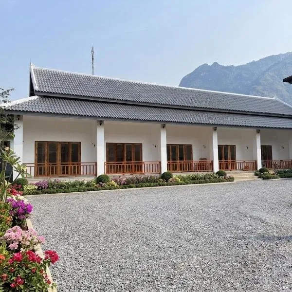 Lebella Nong Khiaw Resort, ξενοδοχείο σε Nongkhiaw