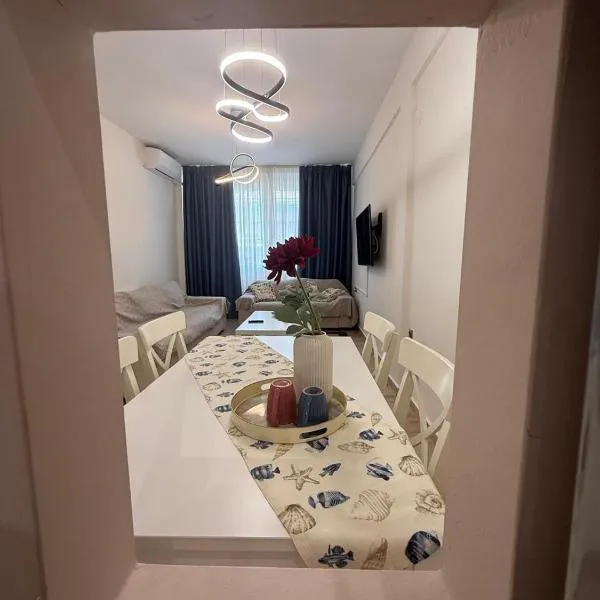 Luxavi Home Boutique Apartment in the Heart of Serres: Serez şehrinde bir otel