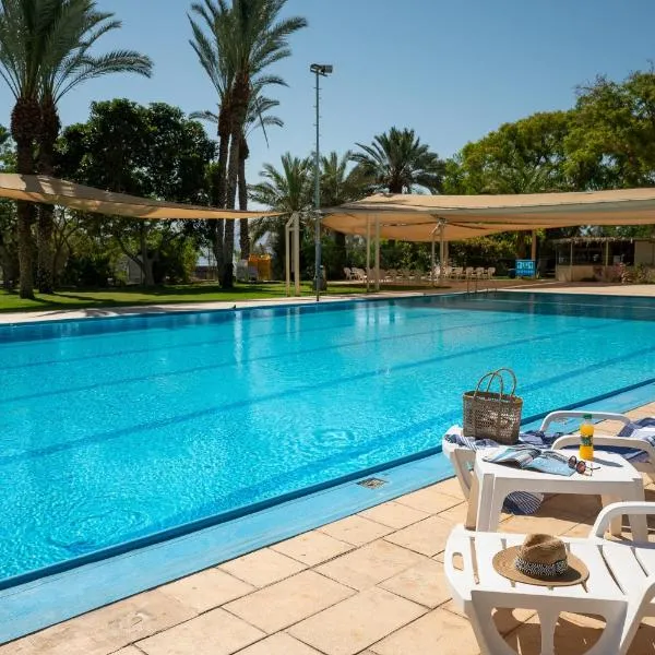 כפר נופש קלי"ה ים המלח, hotel di Kalia