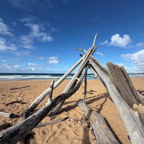 Beaches, Bays & BBQ Days - Your home base in Burradise, hotel din Culburra Beach