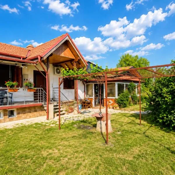 Villa Indigo, hotel i Berovo