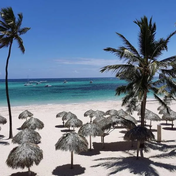 MIRABELLA SOL CARIBE SUITES playa LOS CORALES, hotel u Punta Cani