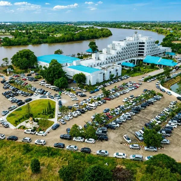 Suntara Wellness Resort & Hotel, хотел в Чачоенгсао