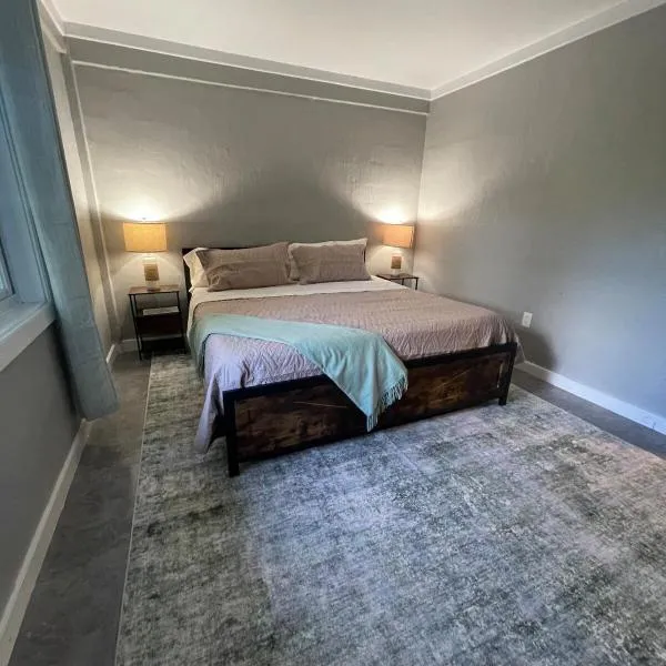Koko Tree Apartment New Island Stay, hotel en Tafuna