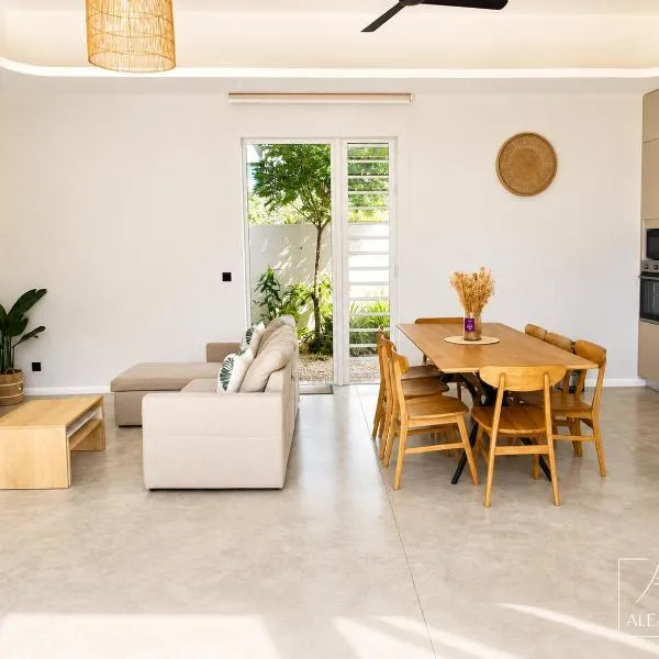 BO VILLA Villa avec piscine privée à Mahebourg wifi et clim, hotel in Mahébourg