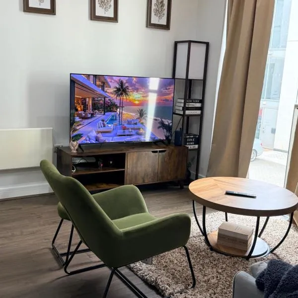 Cozy One bedroom with Free Underground parking in Mailbox Birmingham city, hotelli Birminghamissa
