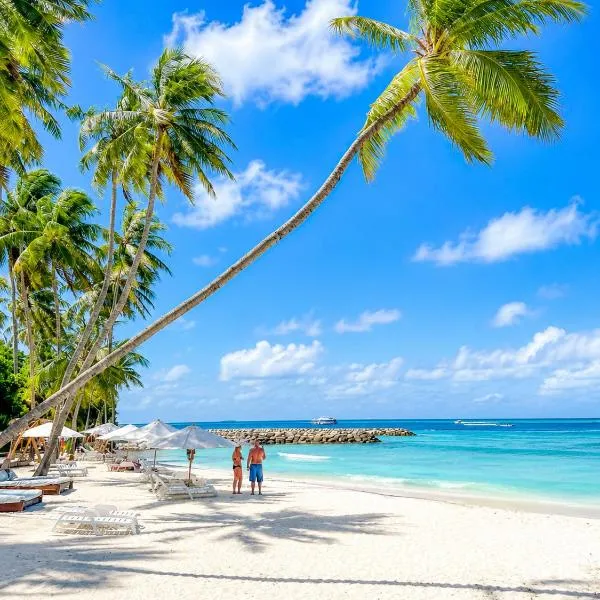 Ocean Blue Lagoon Maldives, хотел в Тулусдоо