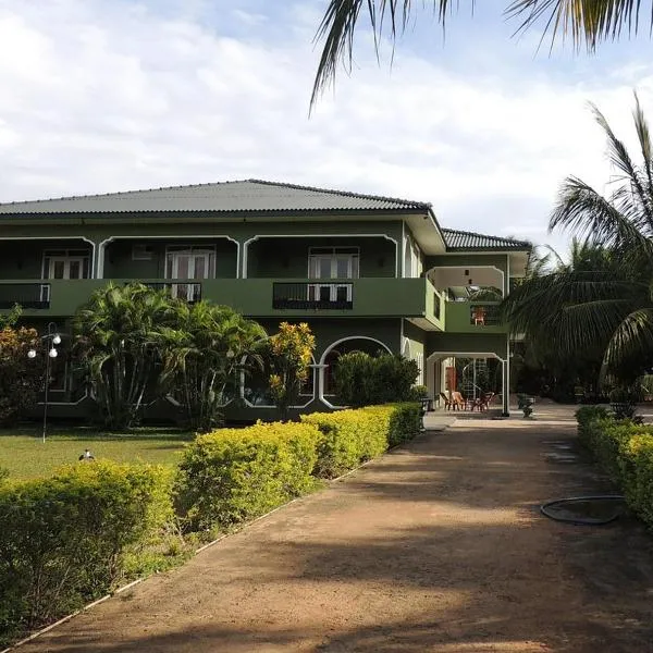 Nandawanam Guest House Pasikuda, hotel em Kalkudah