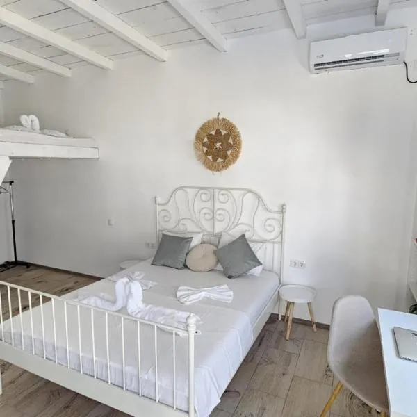 Thea's Bungalow, viešbutis mieste Costinesti