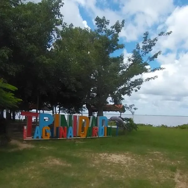 L J, hotel em Trinidad
