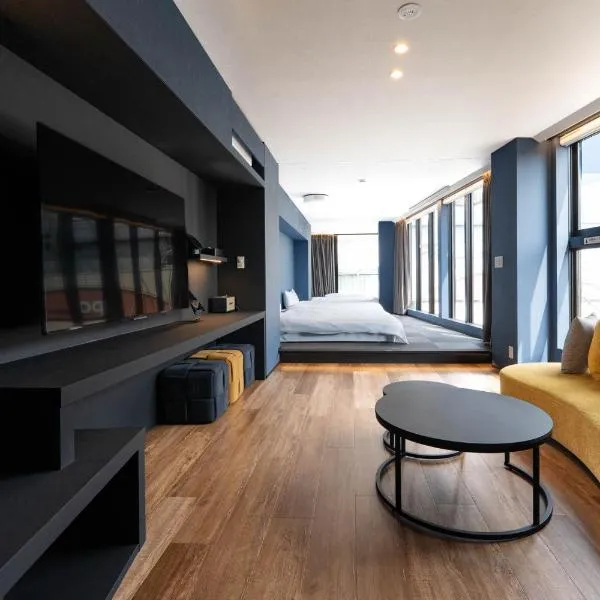 Craft Hotel Antenna Shinjuku Koenji - 55sqm Private Floor, хотел в Токио