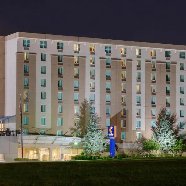 Comfort Inn & Suites Presidential、リトルロックのホテル