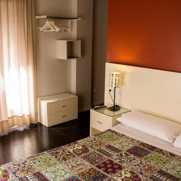 Hostal San Vicente II, hotel in Sevilla