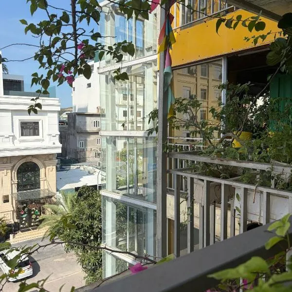 Chillax, hotel em Ha Long