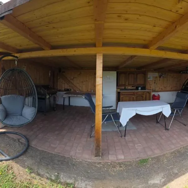 Gästehaus Kathi Campingplatz Buschcamper, hotel v destinaci Gyenesdiás