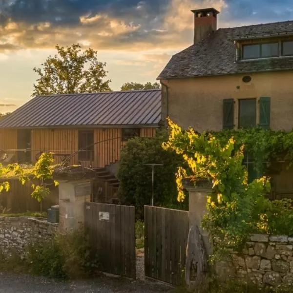 Le Loft de l'auberge du Lac Noir, hotel Saint-Cernin-de-Larche városában