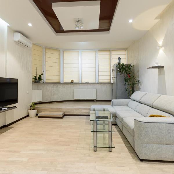 Apartment on Dragomirova