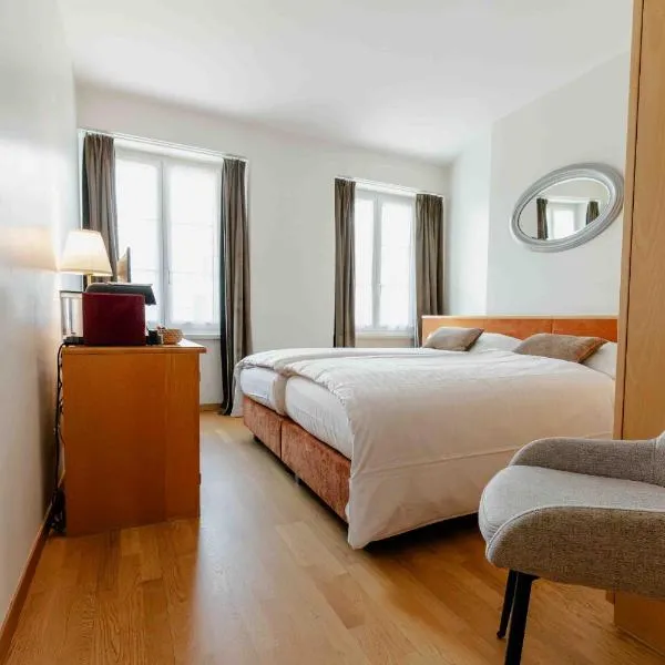 Hôtel du Cheval Blanc - City center,位于布勒的酒店