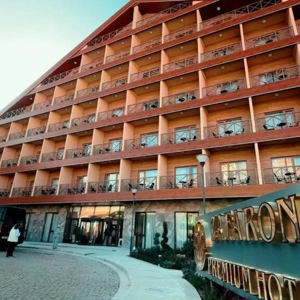 Zafaron Premium Hotel, готель у місті Chimgan
