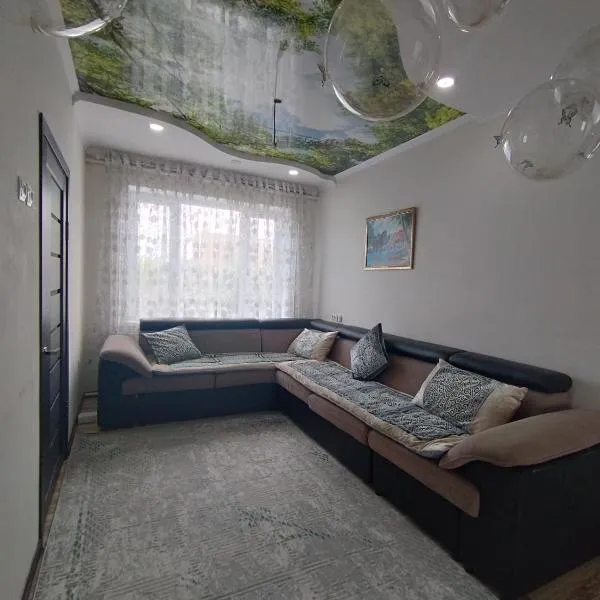 Kumtor Guest House, hotel in Balykchy