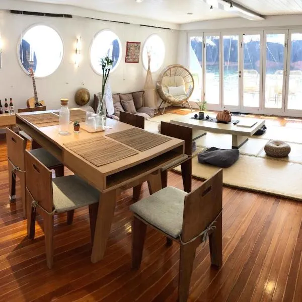 Cipango - Hong Kong Houseboat, hotel en Hong Kong