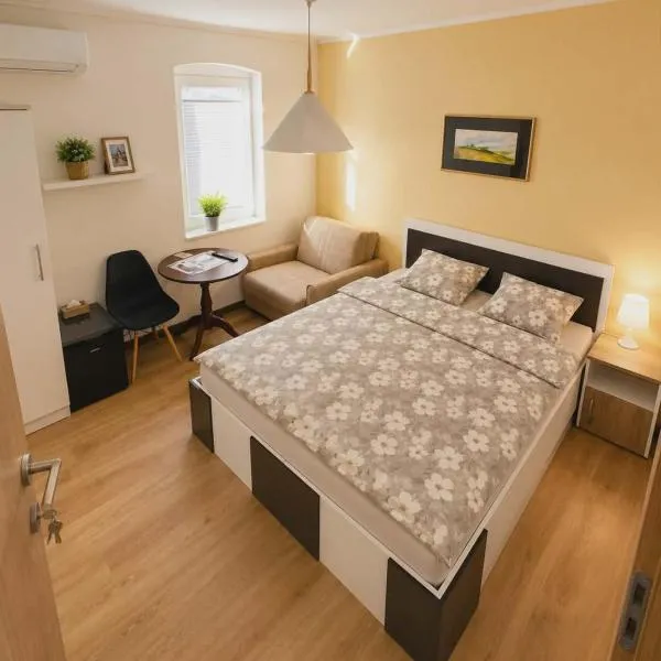 3 Stars Apartments, отель в городе Прилеп