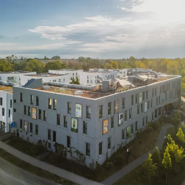 Grimm´s Berlin Potsdam، فندق في تلتو