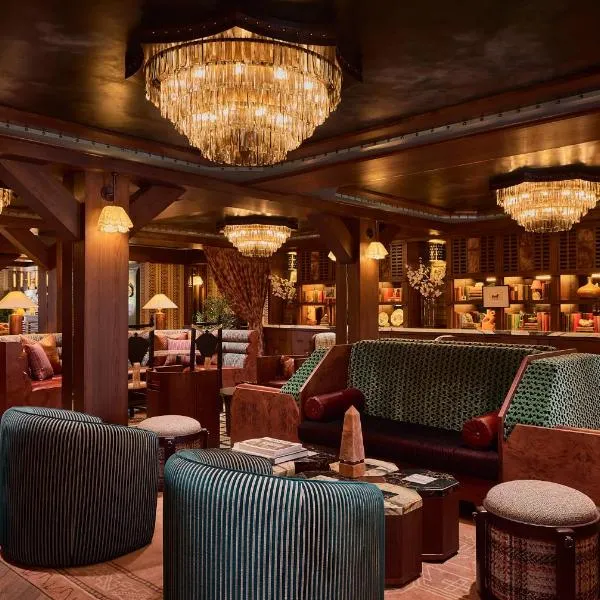 Faraway Jackson Hole، فندق في قرية تيتون