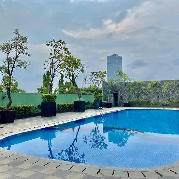 Whiz Prime Hotel Kelapa Gading, hotel u Jakarti