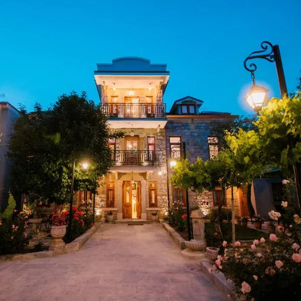 Vila e Mjeshtrit, hotel di Korçë