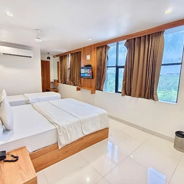 Hotel Royal Relax, hotel en Gandhinagar