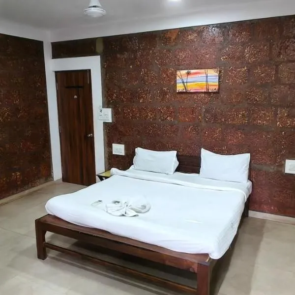 Hotel Casa viora, хотел в Калангуте