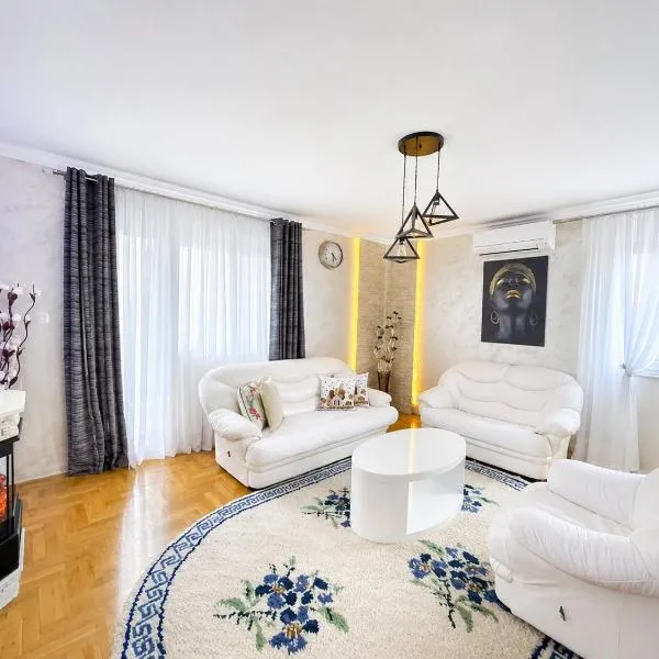 Royal Place Apartment - East Sarajevo, hotel en Lukavica