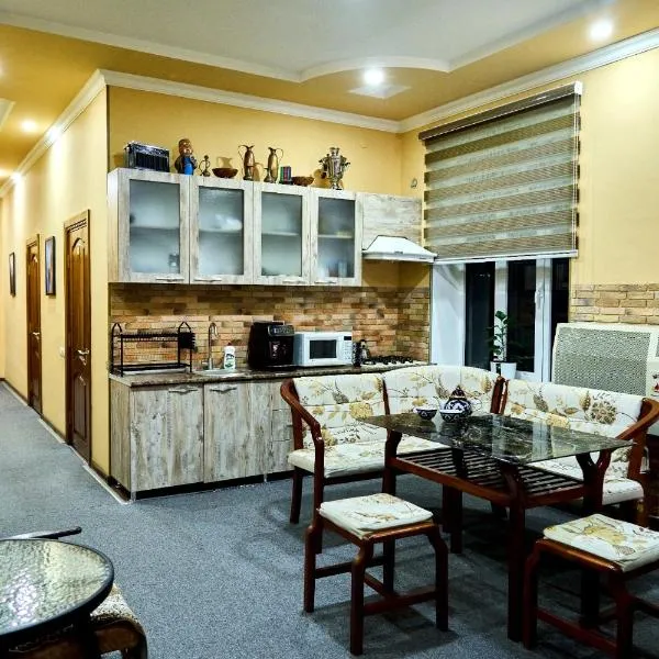 Dilbar Guest House، فندق في سمرقند