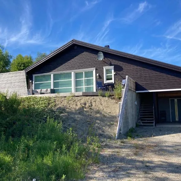 Flott hytte på Bjørgan โรงแรมในGrong