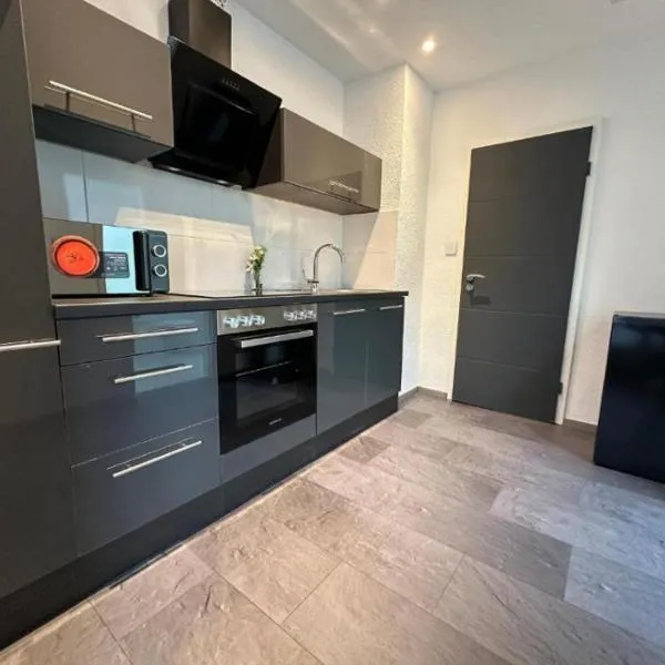 Beautiful Apartment in Mönchengladbach mit Wintergarten, Hotel in Mönchengladbach