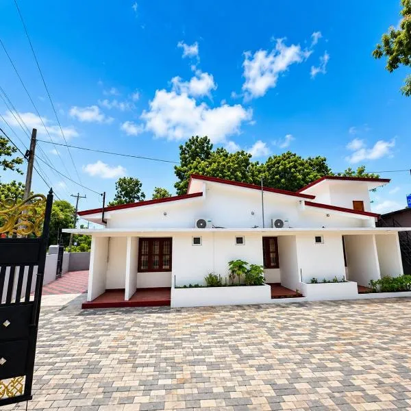JB Vin Hotel,位于Point Pedro的酒店